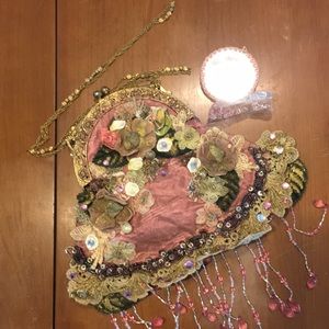 Beaded shoulder bag w/ match mirror & extra beads